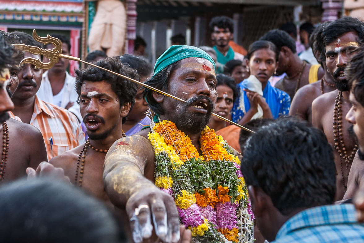 インド一周旅行記 14 痛い祭り の意味