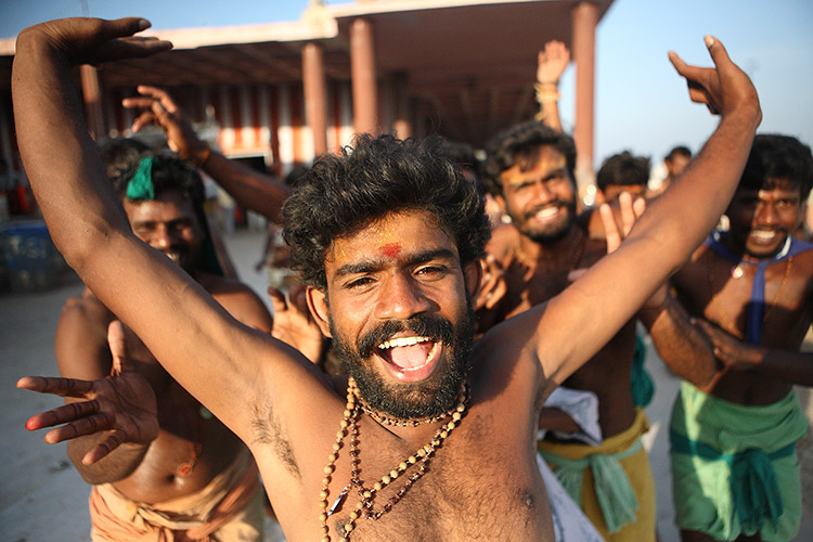 写真 インド 祭り 儀式